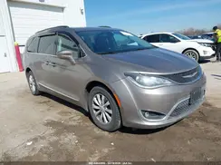 2C4RC1BG8HR539384 2017 CHRYSLER PACIFICA