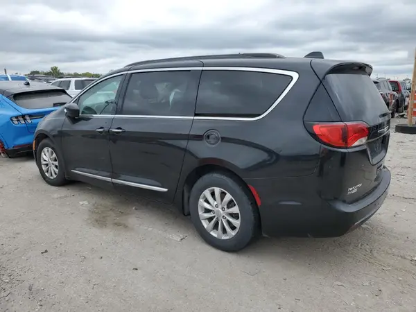2C4RC1BG8HR540289 2017 CHRYSLER PACIFICA - Image 2