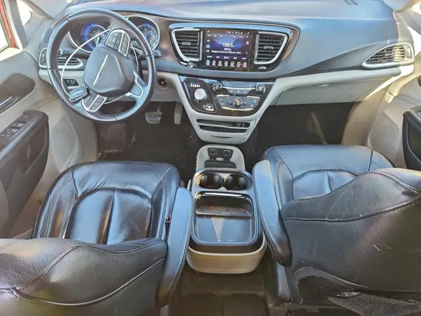 2C4RC1BG8HR540602 2017 CHRYSLER PACIFICA - Image 8
