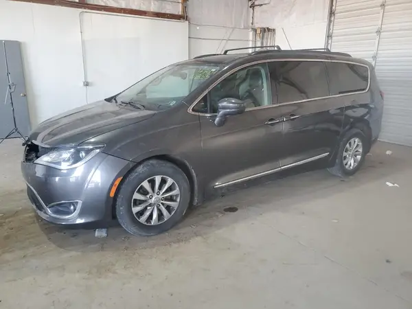 2C4RC1BG8HR569792 2017 CHRYSLER PACIFICA - Image 1