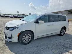 2C4RC1BG8HR576810 2017 CHRYSLER PACIFICA