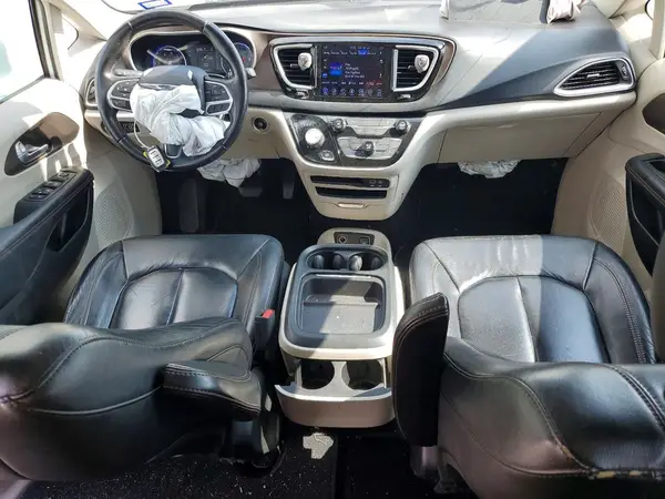 2C4RC1BG8HR576810 2017 CHRYSLER PACIFICA - Image 8
