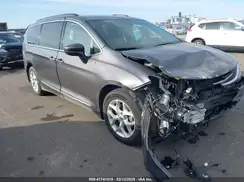 2C4RC1BG8HR578041 2017 CHRYSLER PACIFICA