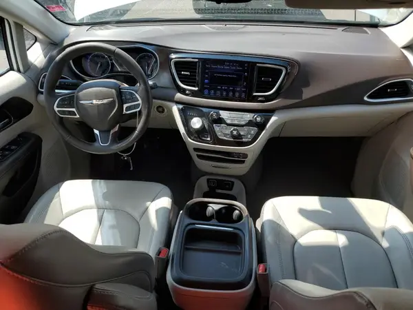 2C4RC1BG8HR579626 2017 CHRYSLER PACIFICA - Image 8