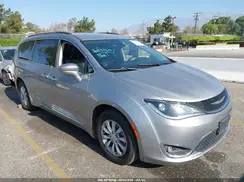 2C4RC1BG8HR583675 2017 CHRYSLER PACIFICA
