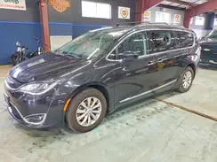 2C4RC1BG8HR583692 2017 CHRYSLER PACIFICA