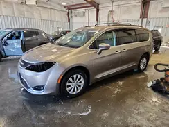 2C4RC1BG8HR591212 2017 CHRYSLER PACIFICA