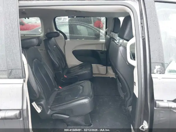 2C4RC1BG8HR593980 2017 CHRYSLER PACIFICA - Image 8
