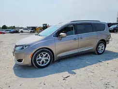2C4RC1BG8HR608106 2017 CHRYSLER PACIFICA