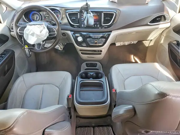 2C4RC1BG8HR610552 2017 CHRYSLER PACIFICA - Image 8