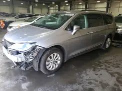 2C4RC1BG8HR642742 2017 CHRYSLER PACIFICA