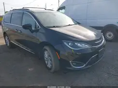 2C4RC1BG8HR654342 2017 CHRYSLER PACIFICA