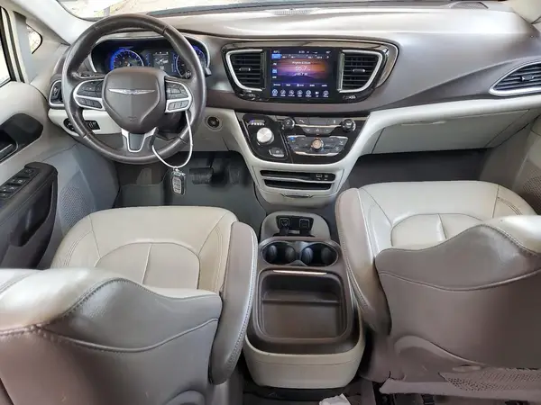 2C4RC1BG8HR661307 2017 CHRYSLER PACIFICA - Image 8
