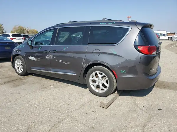 2C4RC1BG8HR665535 2017 CHRYSLER PACIFICA - Image 2