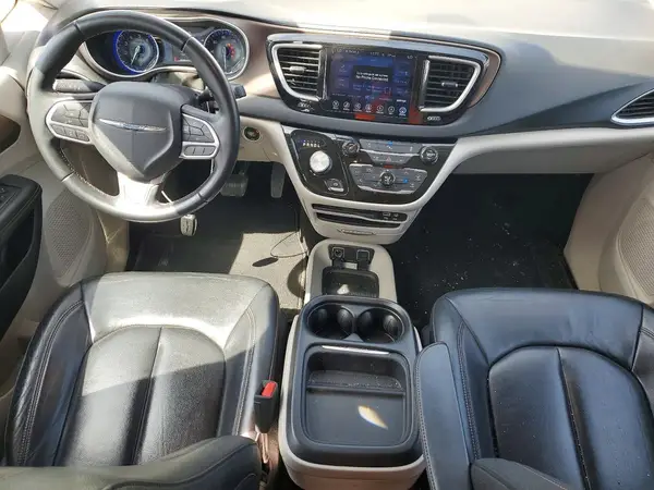 2C4RC1BG8HR688734 2017 CHRYSLER PACIFICA - Image 8