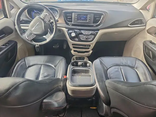 2C4RC1BG8HR691617 2017 CHRYSLER PACIFICA - Image 8