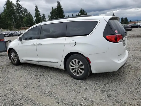 2C4RC1BG8HR720629 2017 CHRYSLER PACIFICA - Image 2
