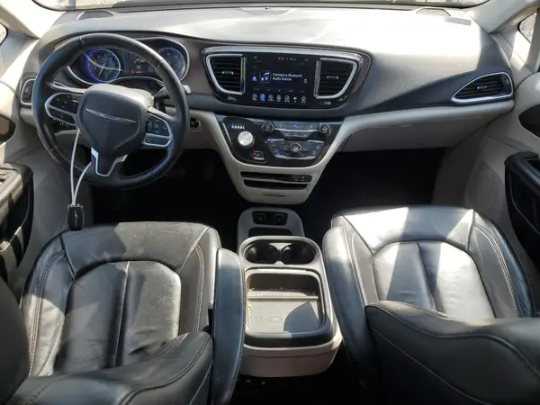 2C4RC1BG8HR730285 2017 CHRYSLER PACIFICA - Image 8