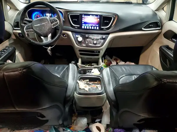 2C4RC1BG8HR734515 2017 CHRYSLER PACIFICA - Image 8