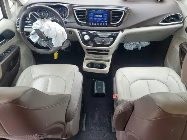 2C4RC1BG8HR747300 2017 CHRYSLER PACIFICA - Image 8