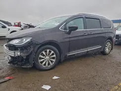 2C4RC1BG8HR771208 2017 CHRYSLER PACIFICA
