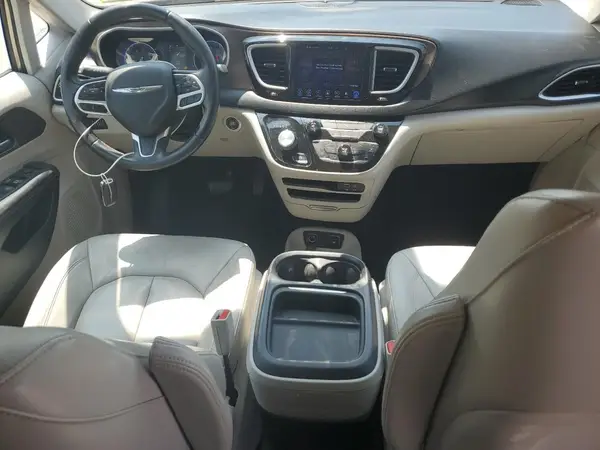 2C4RC1BG8HR785562 2017 CHRYSLER PACIFICA - Image 8