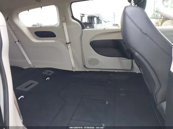 2C4RC1BG8HR788350 2017 CHRYSLER PACIFICA - Image 8