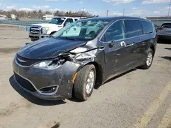2C4RC1BG8HR788414 2017 CHRYSLER PACIFICA