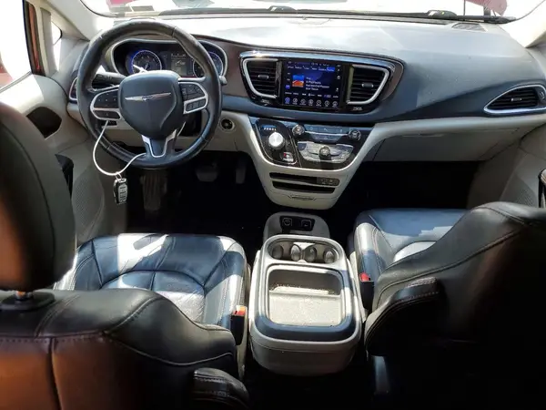 2C4RC1BG8HR794746 2017 CHRYSLER PACIFICA - Image 8