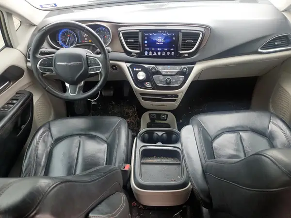2C4RC1BG8HR809780 2017 CHRYSLER PACIFICA - Image 8