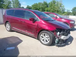 2C4RC1BG8HR809858 2017 CHRYSLER PACIFICA