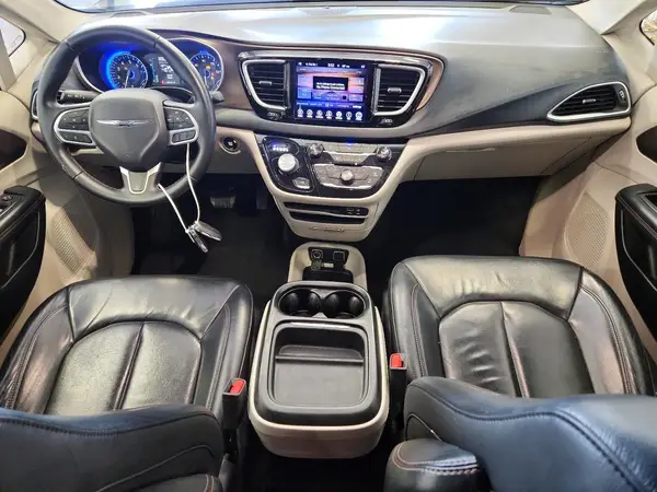 2C4RC1BG8HR810086 2017 CHRYSLER PACIFICA - Image 8