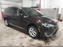 2C4RC1BG8HR810122 2017 CHRYSLER PACIFICA