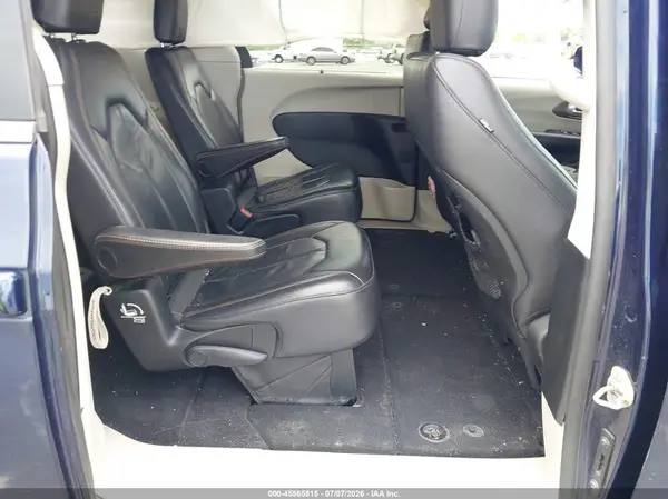 2C4RC1BG8HR811142 2017 CHRYSLER PACIFICA - Image 8