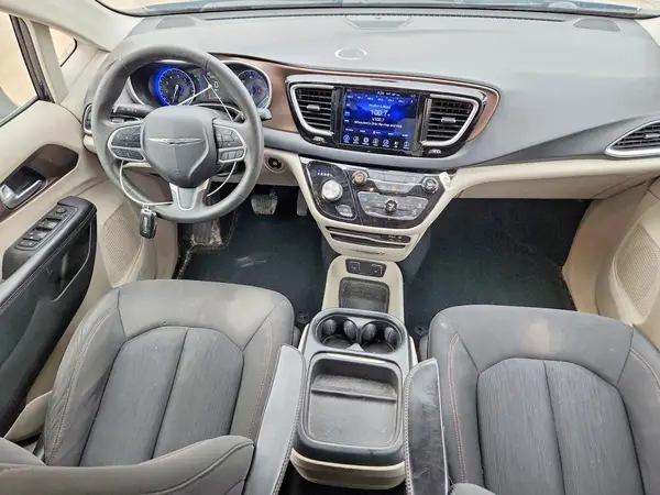 2C4RC1BG8HR816955 2017 CHRYSLER PACIFICA - Image 8