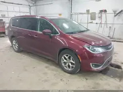 2C4RC1BG8HR817099 2017 CHRYSLER PACIFICA