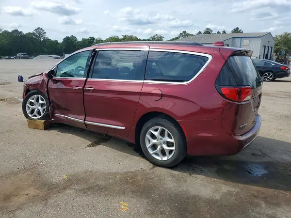2C4RC1BG8HR820732 2017 CHRYSLER PACIFICA - Image 2