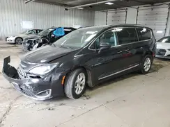 2C4RC1BG8HR820939 2017 CHRYSLER PACIFICA
