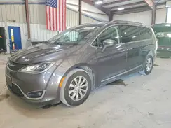 2C4RC1BG8HR821279 2017 CHRYSLER PACIFICA
