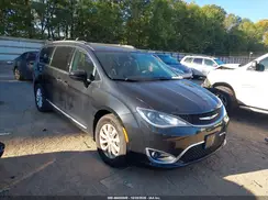 2C4RC1BG8HR821394 2017 CHRYSLER PACIFICA