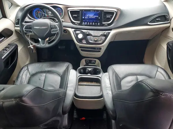 2C4RC1BG8HR823727 2017 CHRYSLER PACIFICA - Image 8