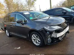 2C4RC1BG8HR826871 2017 CHRYSLER PACIFICA