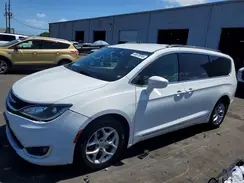 2C4RC1BG8HR831391 2017 CHRYSLER PACIFICA
