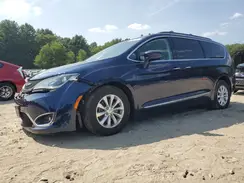 2C4RC1BG8HR831889 2017 CHRYSLER PACIFICA