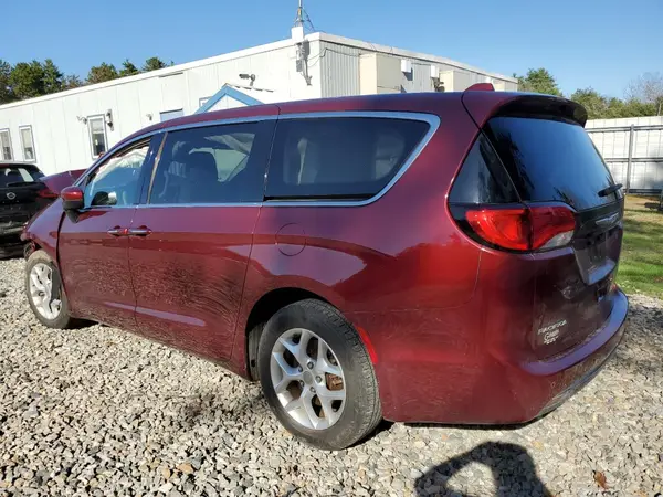 2C4RC1BG8HR833013 2017 CHRYSLER PACIFICA - Image 2