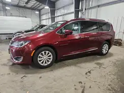 2C4RC1BG8HR833643 2017 CHRYSLER PACIFICA