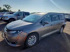 2C4RC1BG8HR839717 2017 CHRYSLER PACIFICA