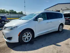 2C4RC1BG8JR103852 2018 CHRYSLER PACIFICA