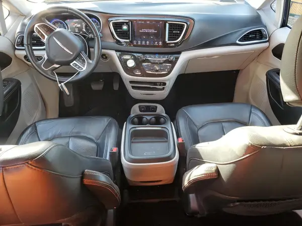 2C4RC1BG8JR107190 2018 CHRYSLER PACIFICA - Image 8