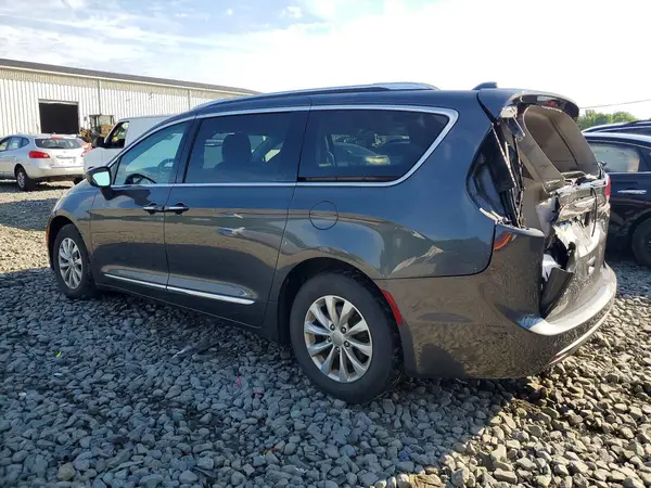 2C4RC1BG8JR110316 2018 CHRYSLER PACIFICA - Image 2